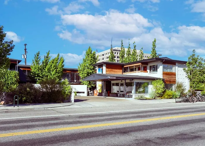 Modern Hotel